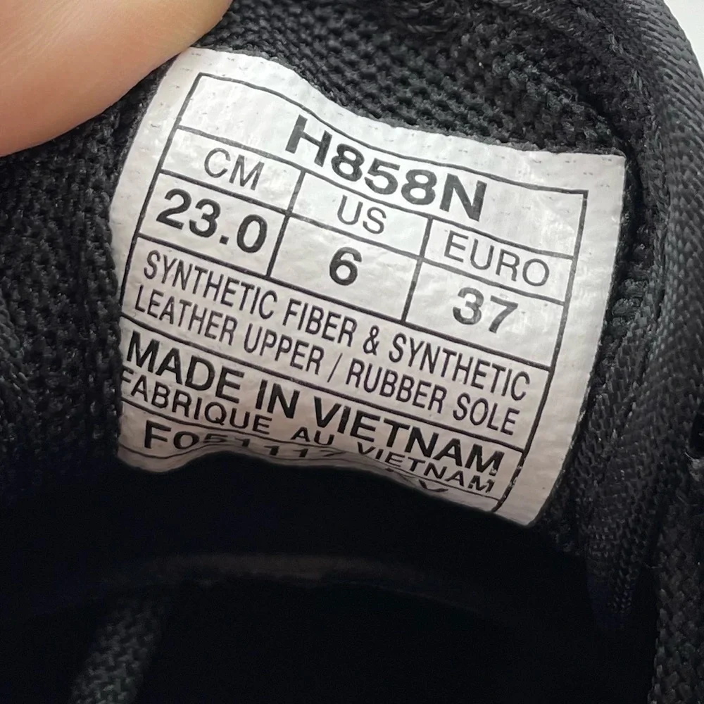 Asics same daily